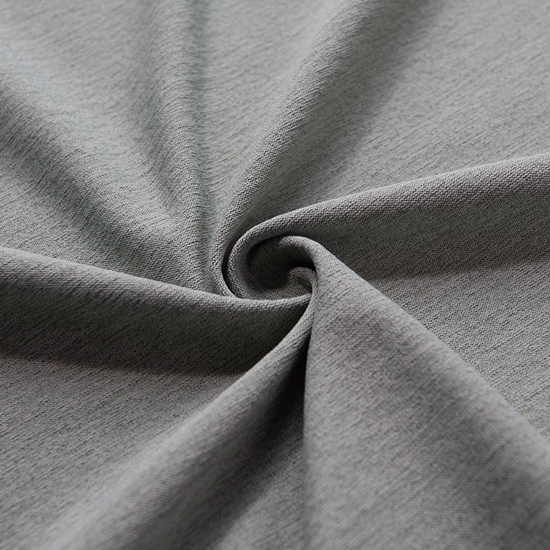 Kühlender, feuchtigkeitsableitender Sportstoff aus biobasiertem Polyester